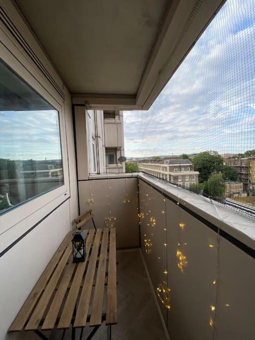 Apartament Comfy Entire Flat With City View Balcony In Regents Park, Camden, Central Londyn Zewnętrze zdjęcie